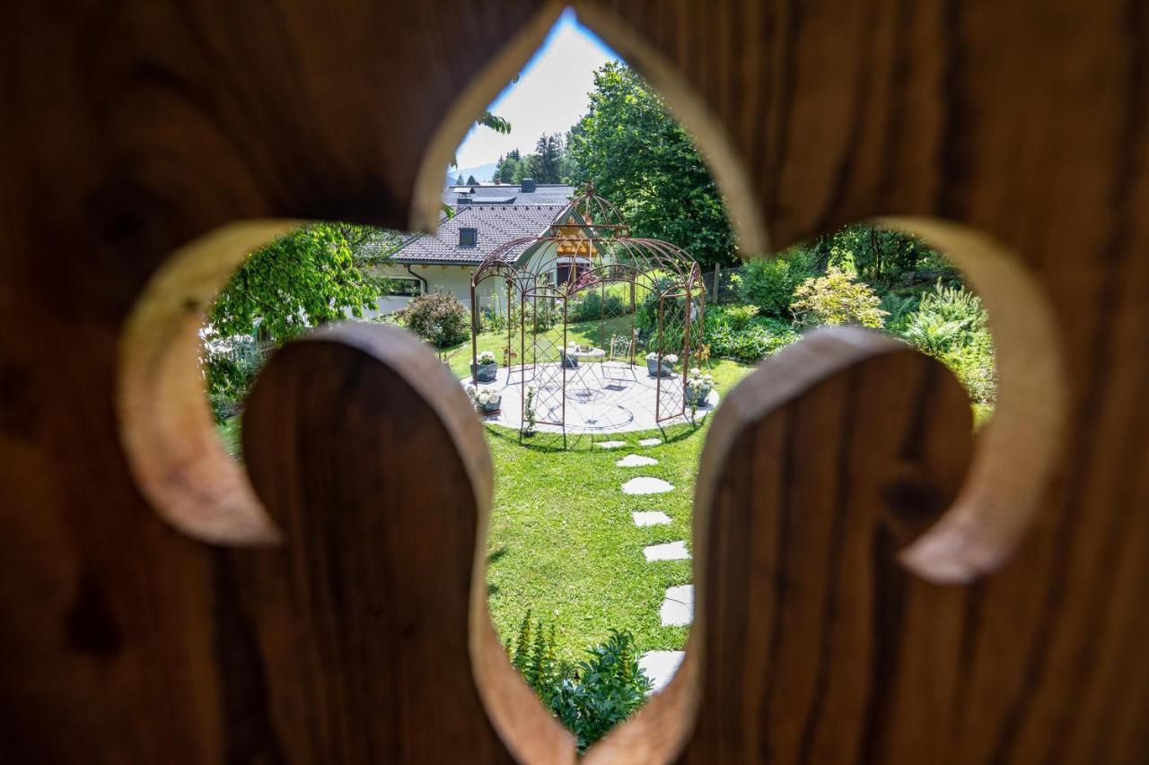 Alpenrelax Haus Weidmannsheil Wohnen Im Romantischen Forsthaus Werfen Exterior foto