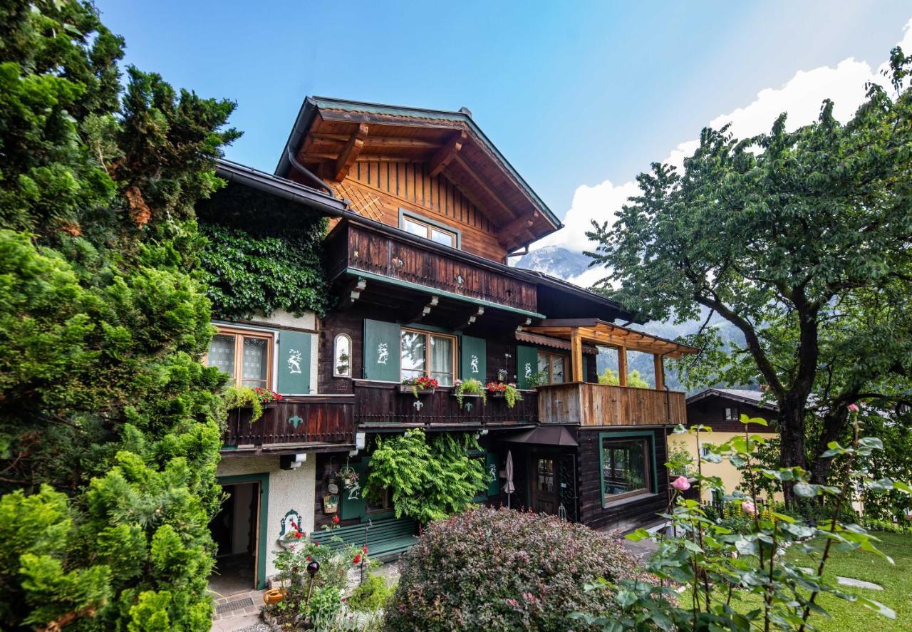 Alpenrelax Haus Weidmannsheil Wohnen Im Romantischen Forsthaus Werfen Exterior foto